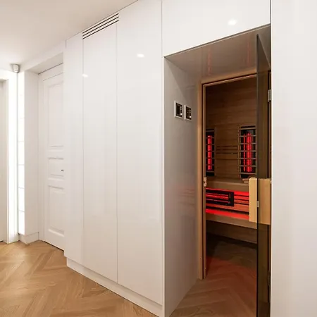 Designovy Heaven S Krbem A Saunou Na Prazskych Vinohradech * Praga